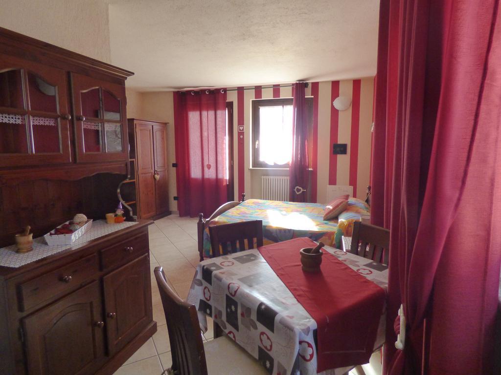La Tana Del Ghiro Villa Villefranche Bagian luar foto