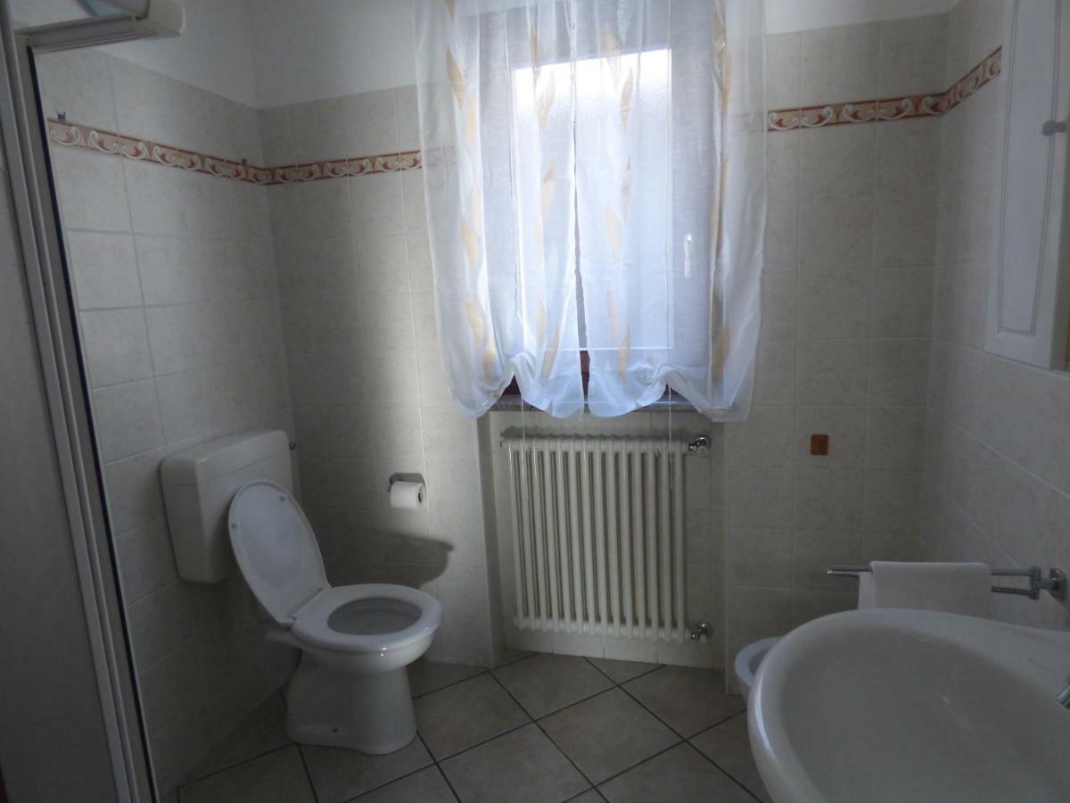 La Tana Del Ghiro Villa Villefranche Bagian luar foto